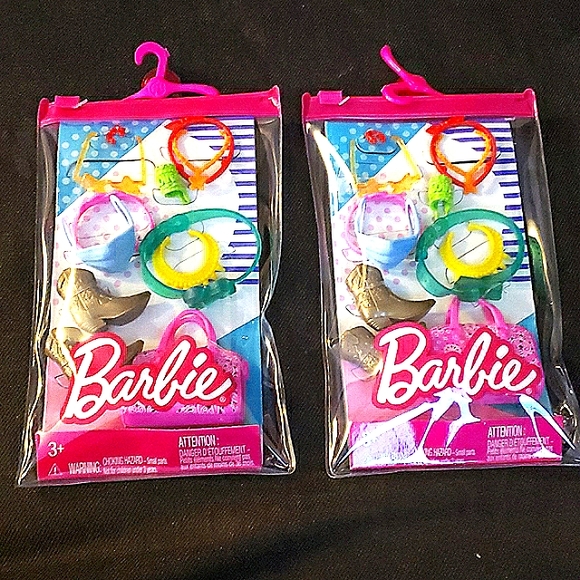 SOLD!!!! Barbie accessory pack - Picture 3 of 3